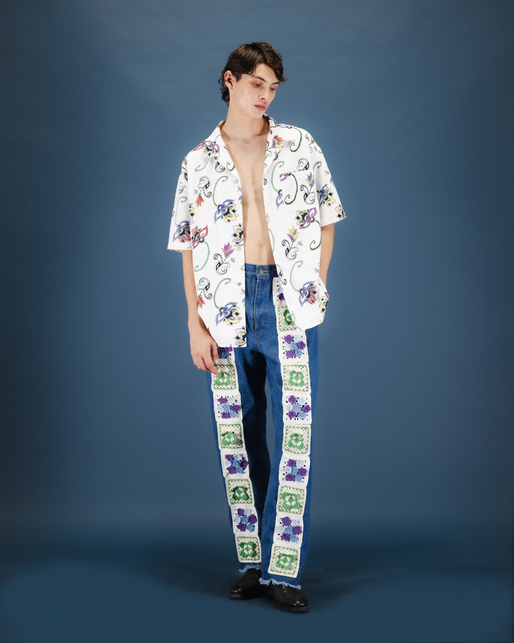 [Reservation sale] Hand -Painted Botanical Print Open Collar Shirts -White